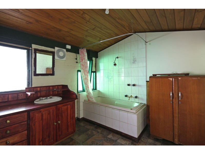 12 Omonia Drive, Healesville VIC 3777