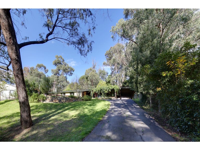 12 Omonia Drive, Healesville VIC 3777