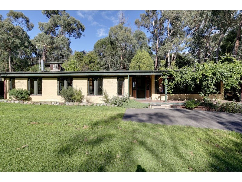 12 Omonia Drive, Healesville VIC 3777