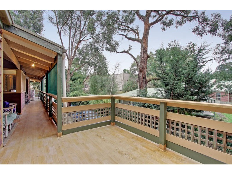 13 The Crescent, Mount Evelyn VIC 3796