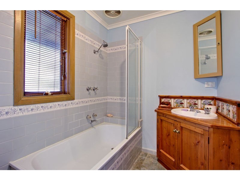 13 The Crescent, Mount Evelyn VIC 3796