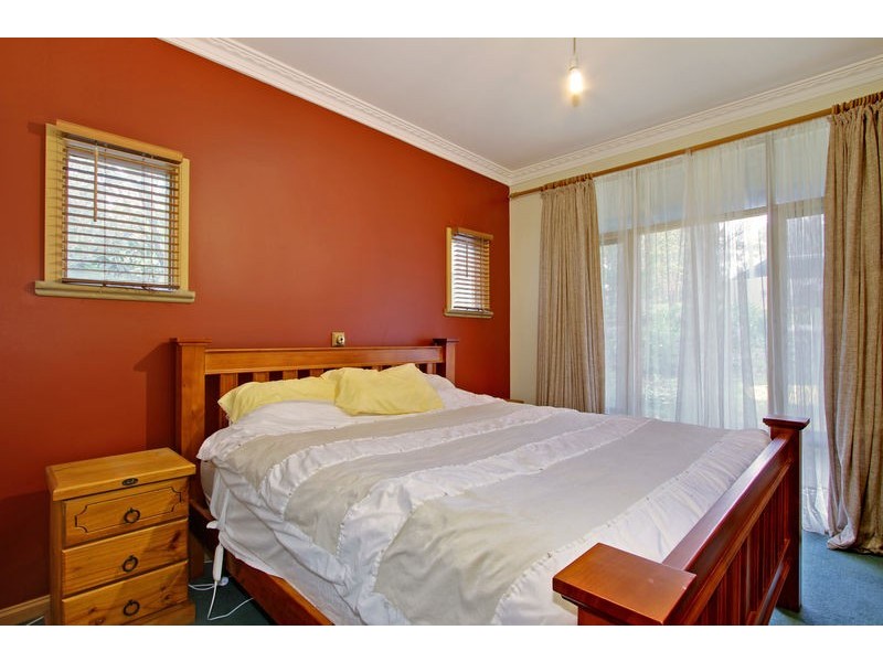 13 The Crescent, Mount Evelyn VIC 3796