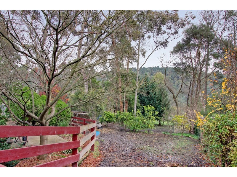 59 Commercial Road, Mount Evelyn VIC 3796