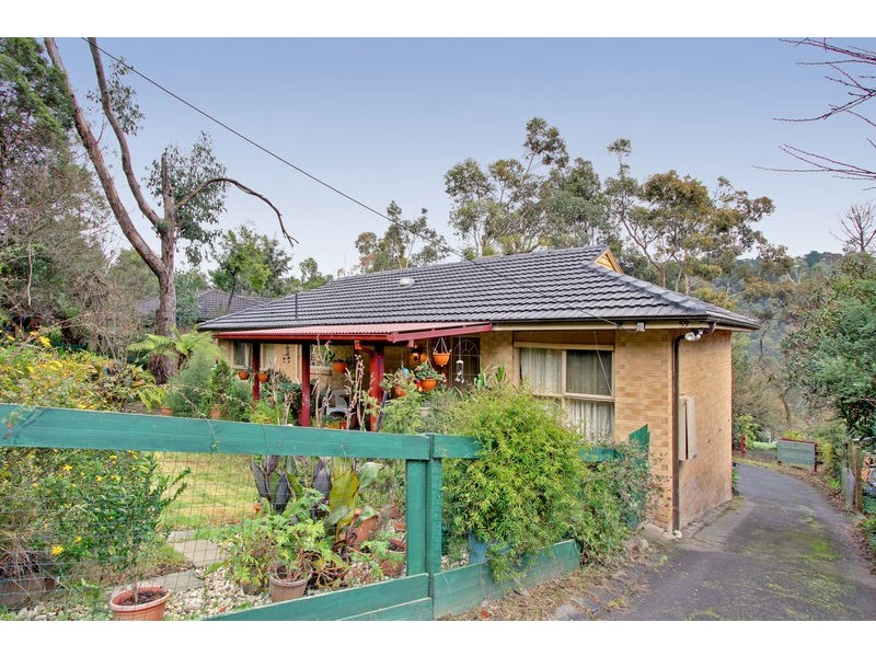 59 Commercial Road, Mount Evelyn VIC 3796