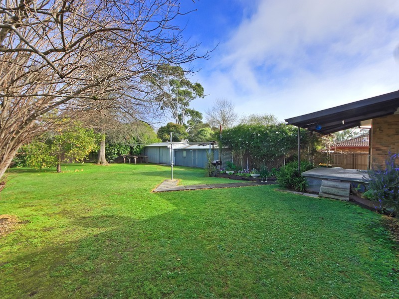 7 Brightwell Road, Lilydale VIC 3140