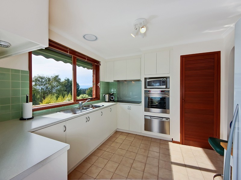 40 Rolling Hills Road, Chirnside Park VIC 3116