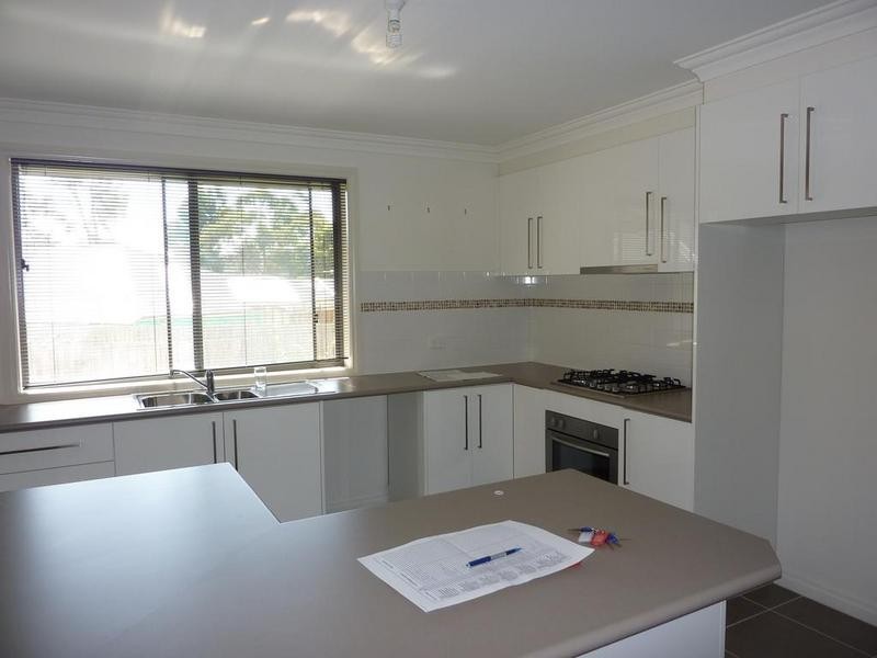 4/13 Read Road, Seville VIC 3139