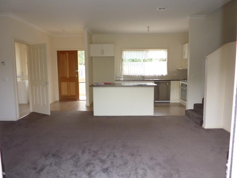 2/8 Albert Road, Lilydale VIC 3140