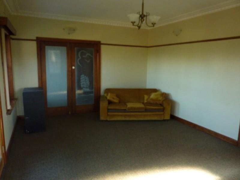 16 High Street, Seville VIC 3139