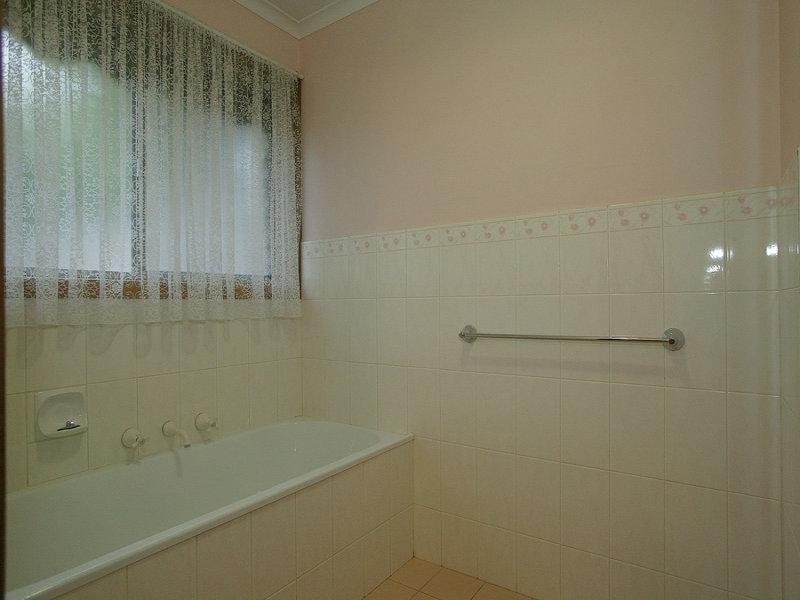 21 Aumann Court, Croydon North VIC 3136