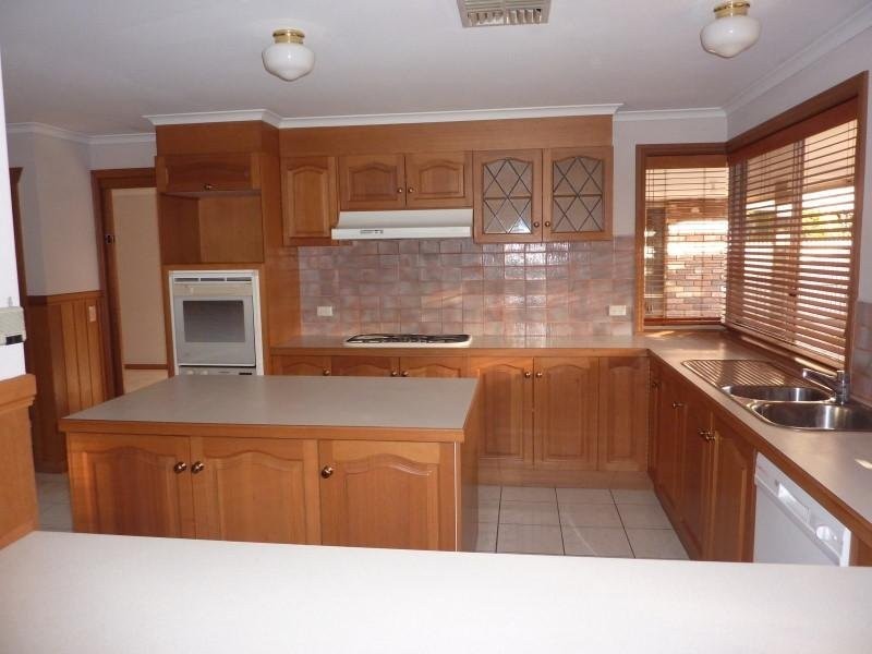 21 Aumann Court, Croydon North VIC 3136