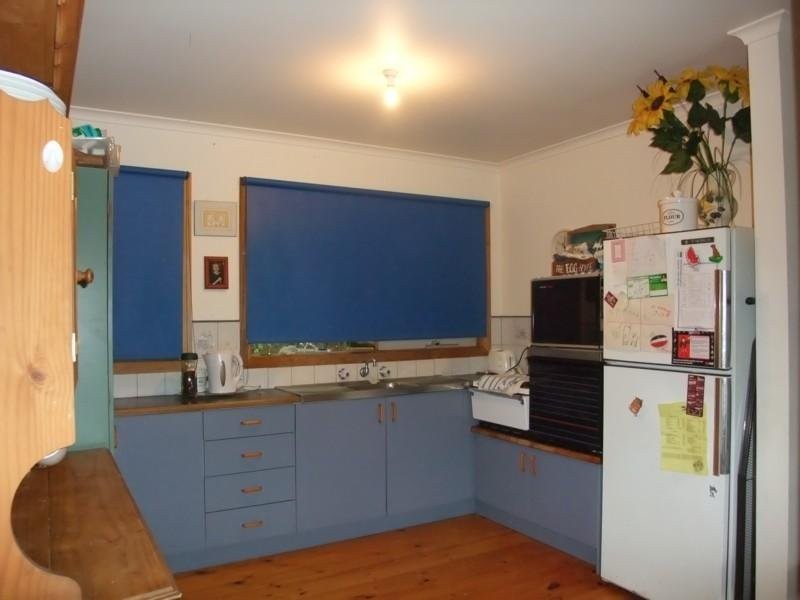 23 Railway Road, Seville VIC 3139