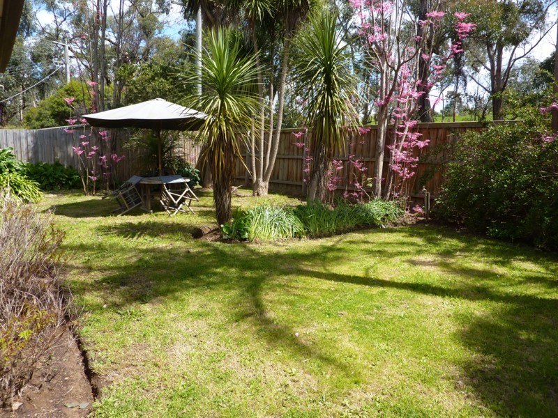 14 Hickman Place, Seville VIC 3139
