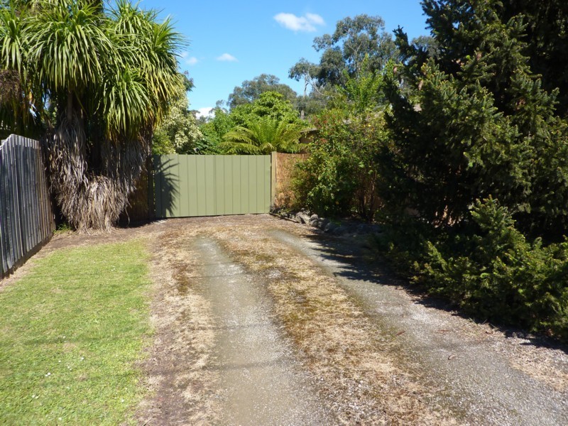 14 Hickman Place, Seville VIC 3139