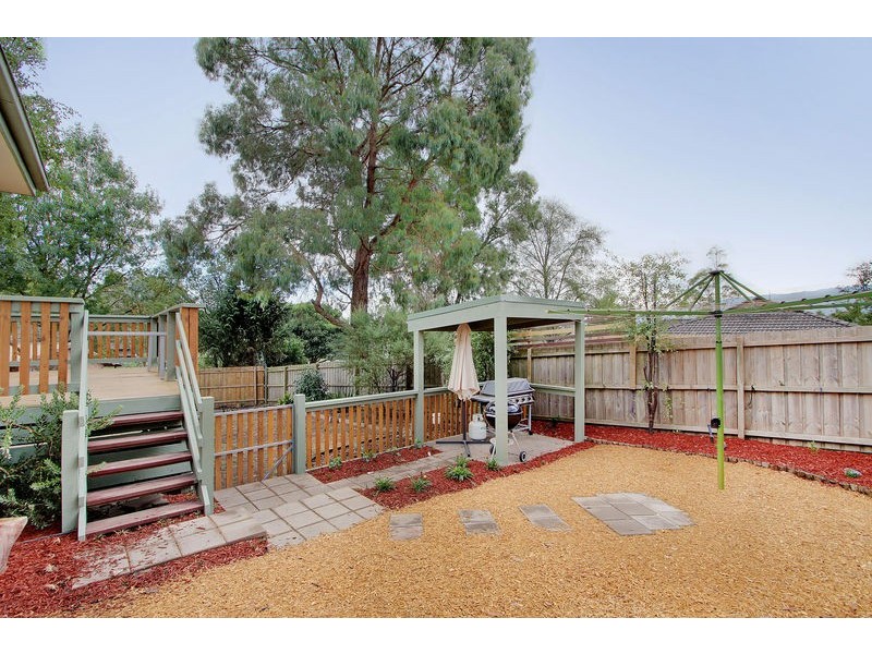 2 Joan Court, Woori Yallock VIC 3139
