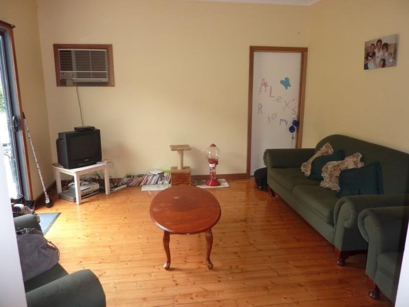 28 Old Warburton Road, Seville VIC 3139