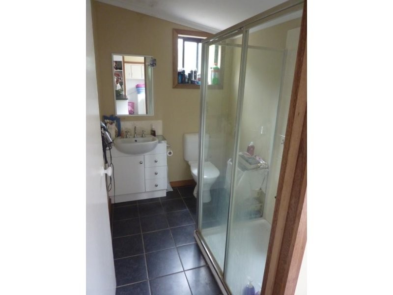 28 Old Warburton Road, Seville VIC 3139