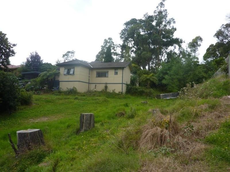 28 Old Warburton Road, Seville VIC 3139