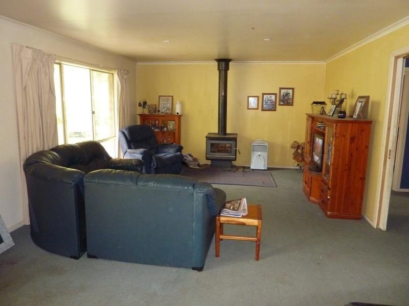 1933 Healesville Kooweerup Road, Yellingbo VIC 3139