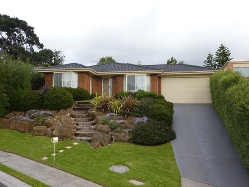 12 Camplin Rise, Lilydale VIC 3140