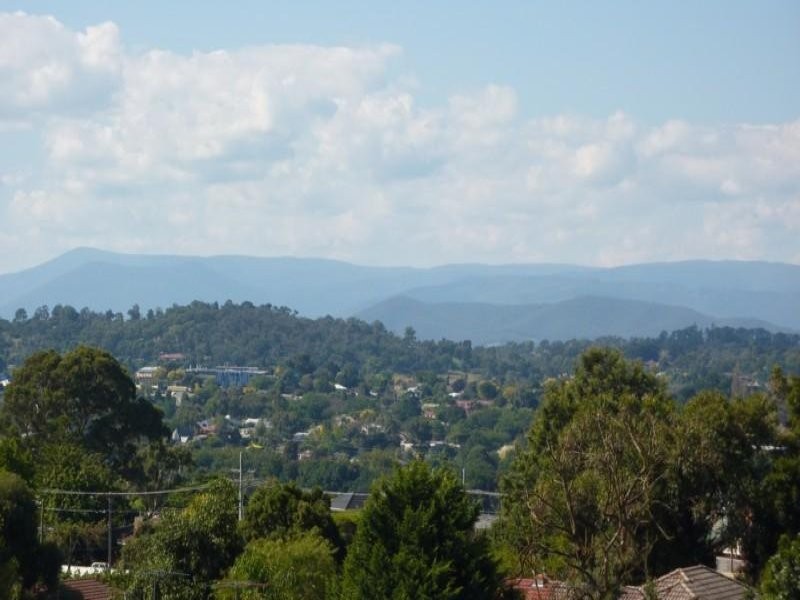 12 Camplin Rise, Lilydale VIC 3140