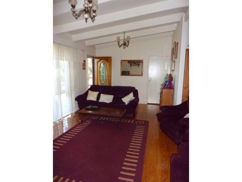 34 Eastview Avenue, Seville VIC 3139