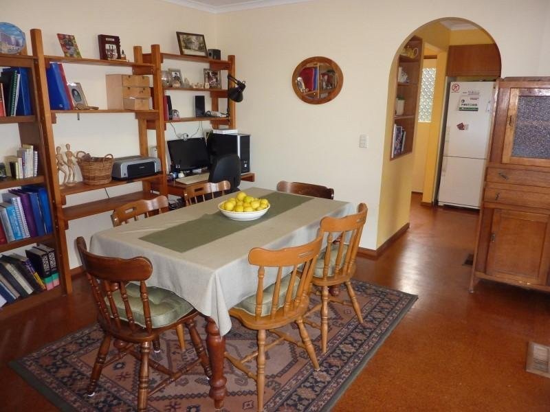 11 Peters Road, Seville VIC 3139