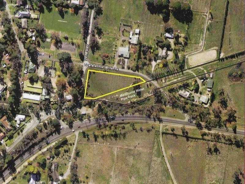 15 Woodside Road, Seville VIC 3139