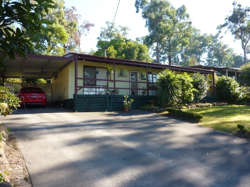 34 Eastview Avenue, Seville VIC 3139