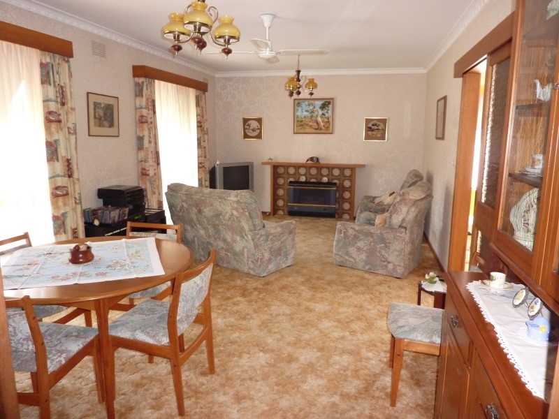 2 Greenglades Court, Wandin North VIC 3139