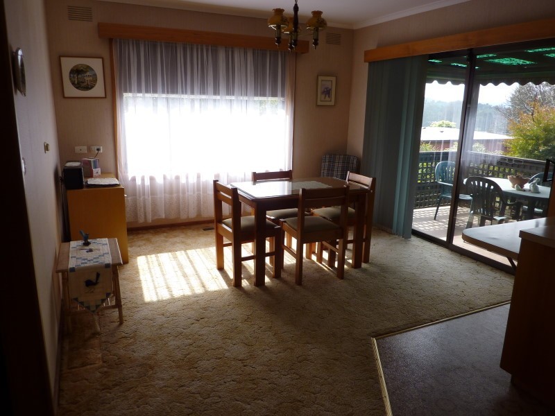 2 Greenglades Court, Wandin North VIC 3139