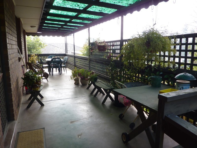 2 Greenglades Court, Wandin North VIC 3139