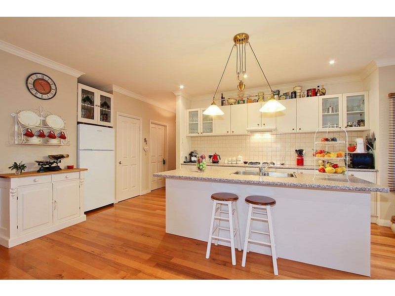 10 Henry Street, Woori Yallock VIC 3139