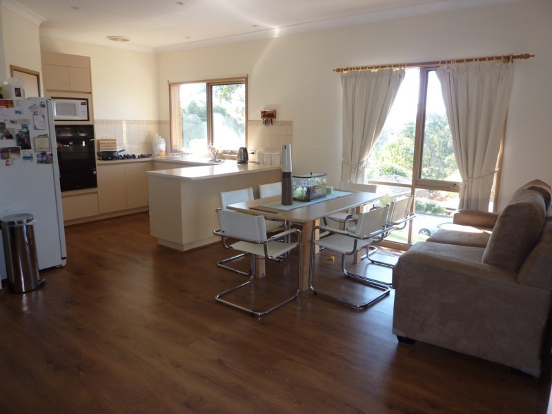 33 Russell Street, Mount Evelyn VIC 3796