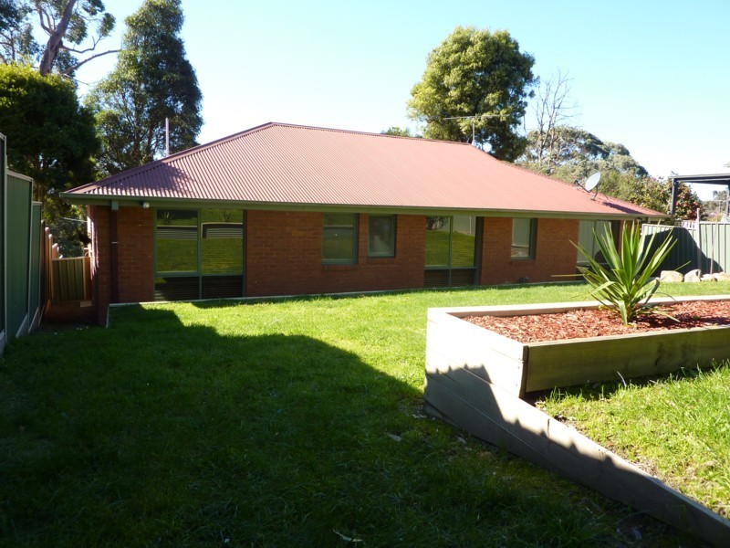 33 Russell Street, Mount Evelyn VIC 3796