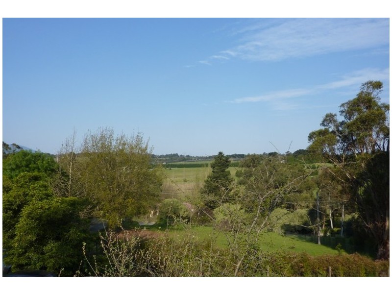 87 Walker Road, Seville VIC 3139