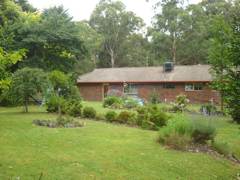 4 Ewarts Road, Don Valley VIC 3139