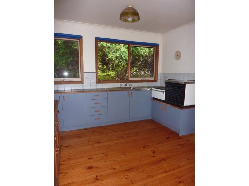 23 Railway Road, Seville VIC 3139