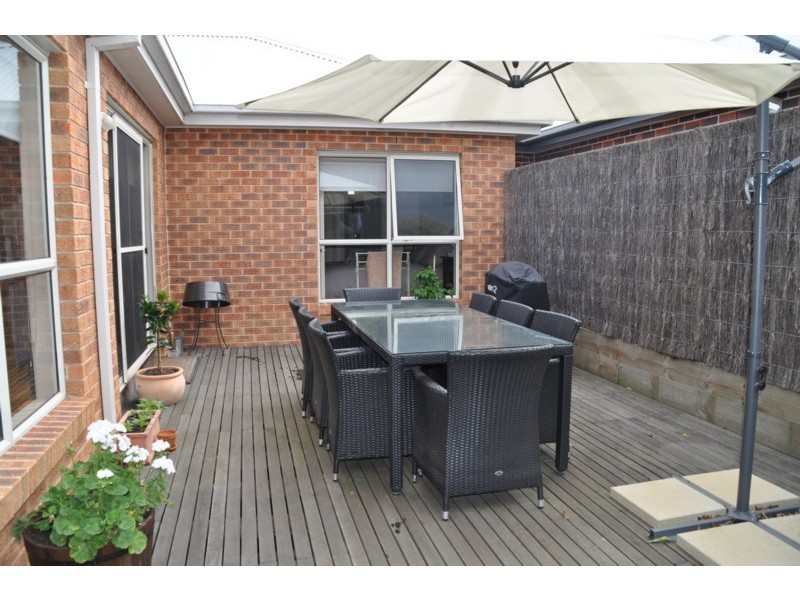 8/83-87 Maroondah Highway, Healesville VIC 3777