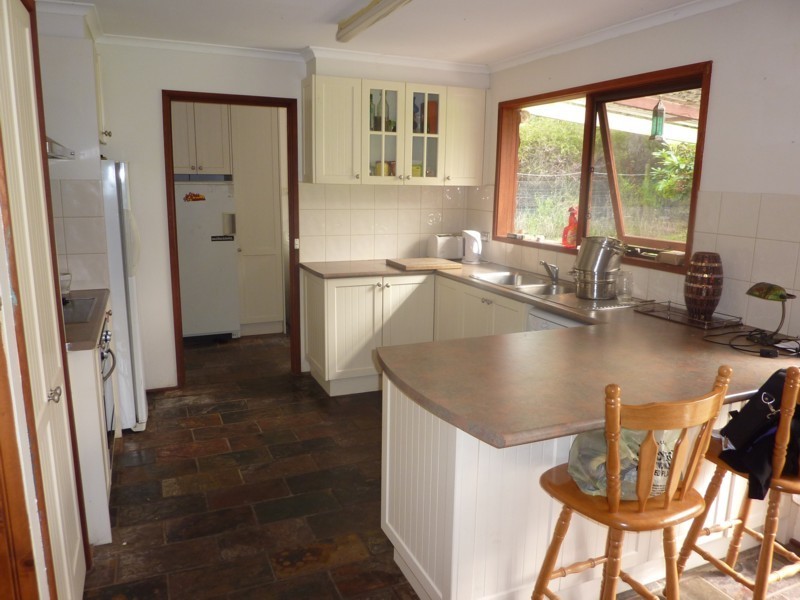 10 Farrar Way, Wandin North VIC 3139