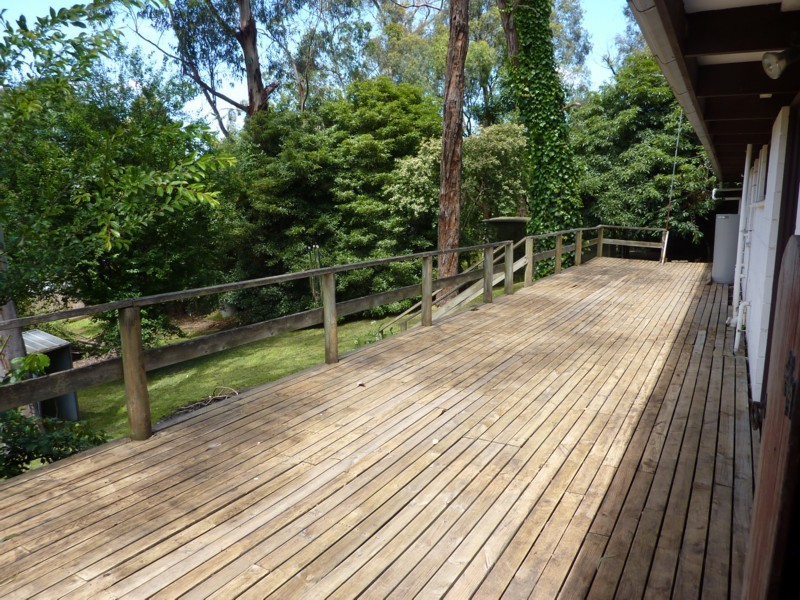 18 Old Warburton Highway, Seville VIC 3139