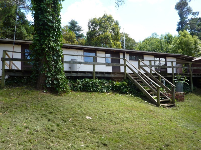 18 Old Warburton Highway, Seville VIC 3139