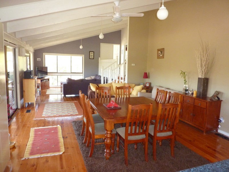 13 Amanda Court, Seville VIC 3139