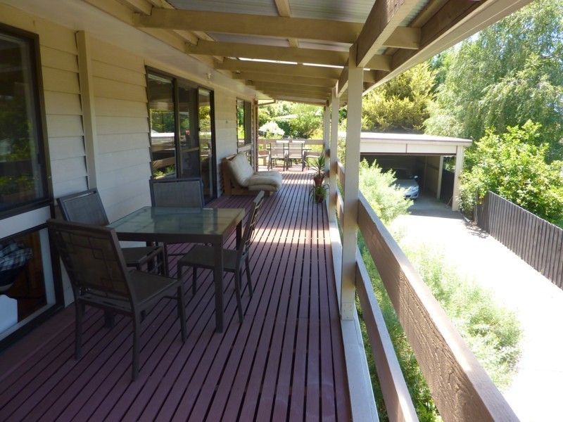 13 Amanda Court, Seville VIC 3139