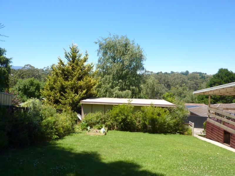 13 Amanda Court, Seville VIC 3139