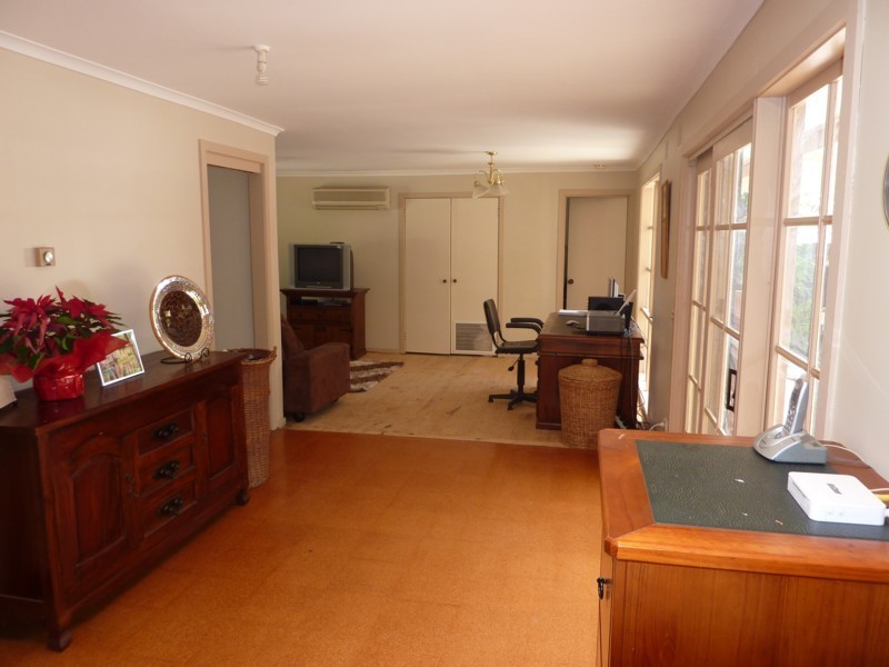 11 Winifred Street, Seville VIC 3139