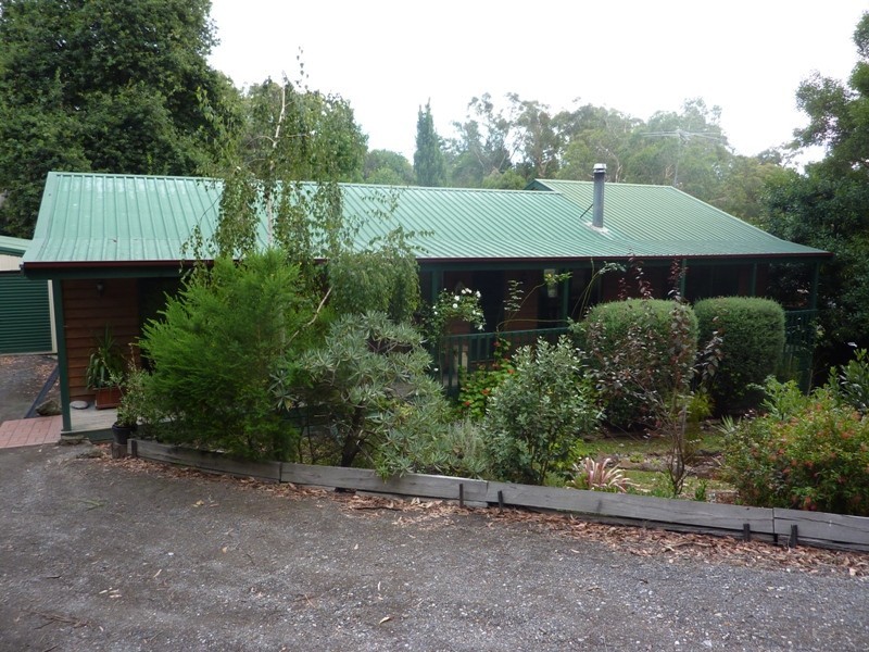 43 Railway Road, Seville VIC 3139