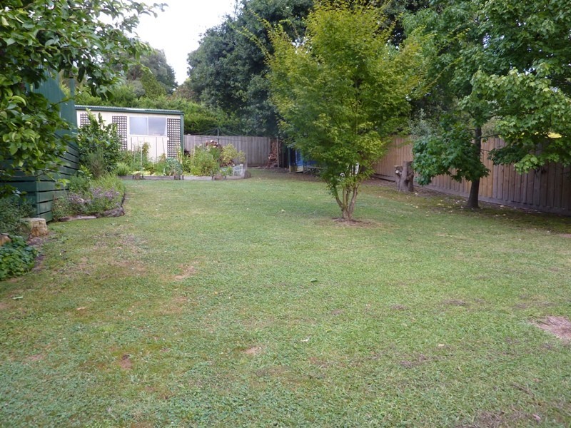 43 Railway Road, Seville VIC 3139