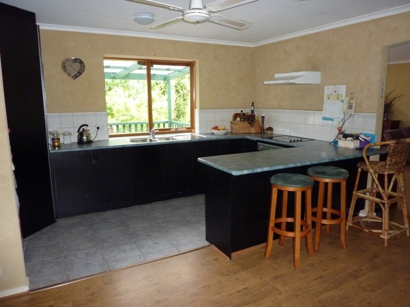 43 Railway Road, Seville VIC 3139