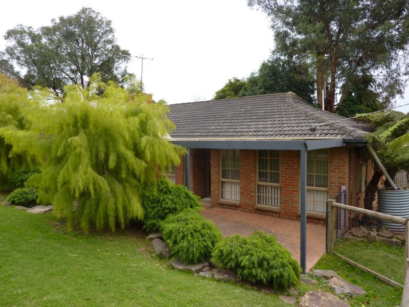 27 John Street, Wandin North VIC 3139
